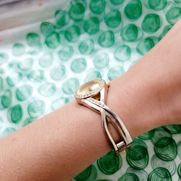 Debanham's Infinite Rhinestone Quartz Classic Watch - Picture 10 of 14